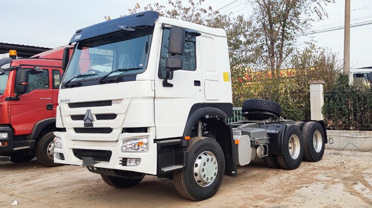 Camión Tractor Sinotruk Howo 380 en Venta en Costa Rica