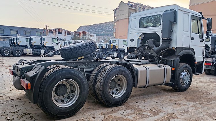 Camión Tractor Sinotruk Howo 380 en Venta en Costa Rica