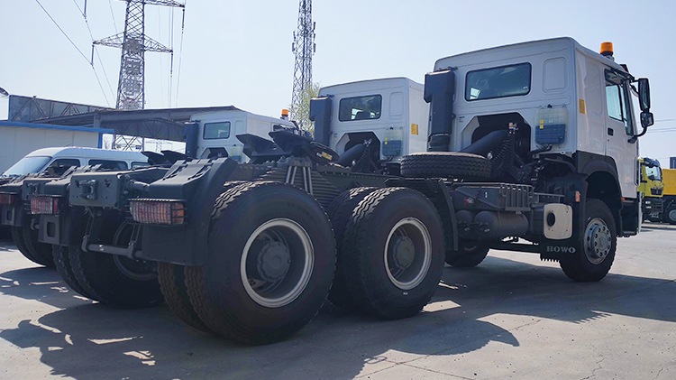 Camión Tractor Howo Sinotruk CNHTC en Venta en Costa Rica