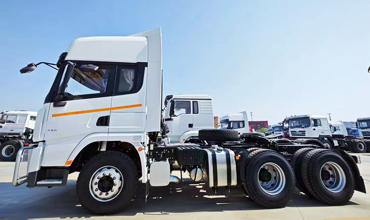 Camión Tractor Shacman X3000 6x4 420 en Venta en Costa Rica
