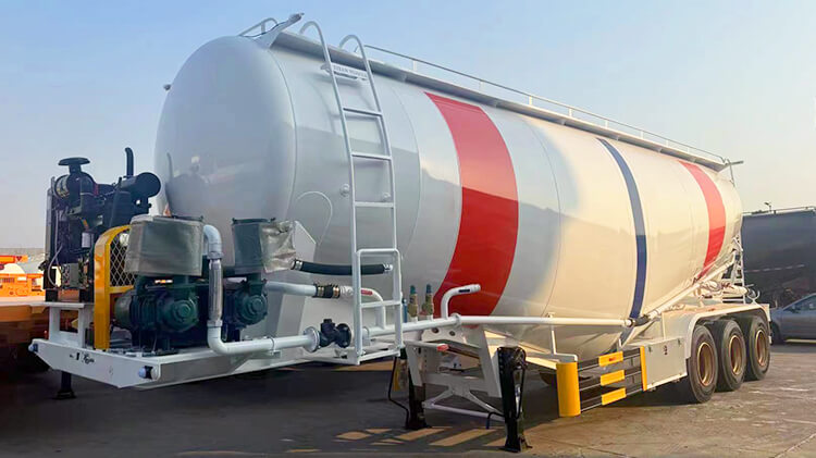 3 Axle Bulk Cement Transport Truck for Sale in Zambia