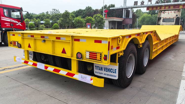 120 ton Folding Gooseneck Trailer for Sale in Nigeria