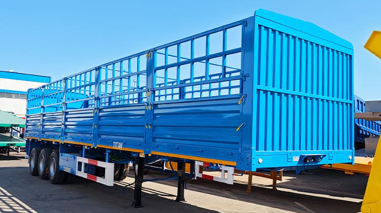 3 Axle Bulk Fence Cargo Semi Trailer in Ghana