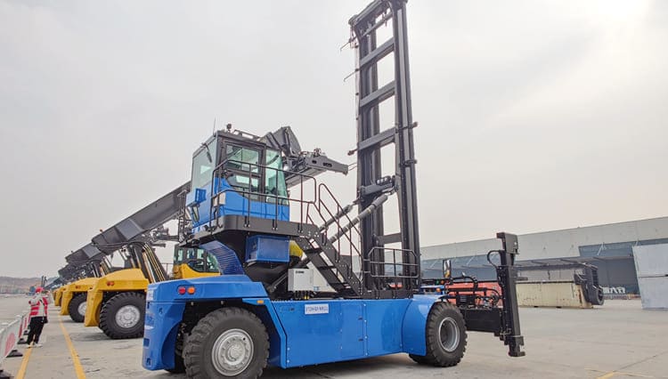 Reach Stacker Forklift for Sale in Guyana