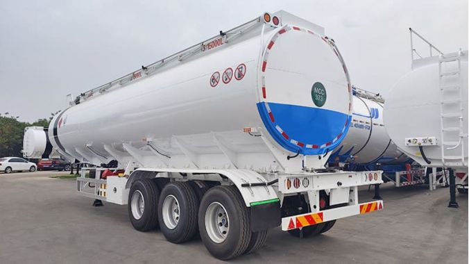 3 Axle Fuel Tanker Trailer 