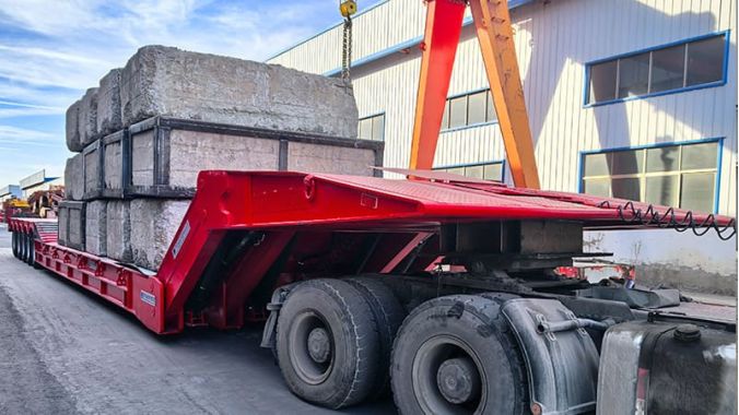 Folding Gooseneck Semi Trailer Load Test