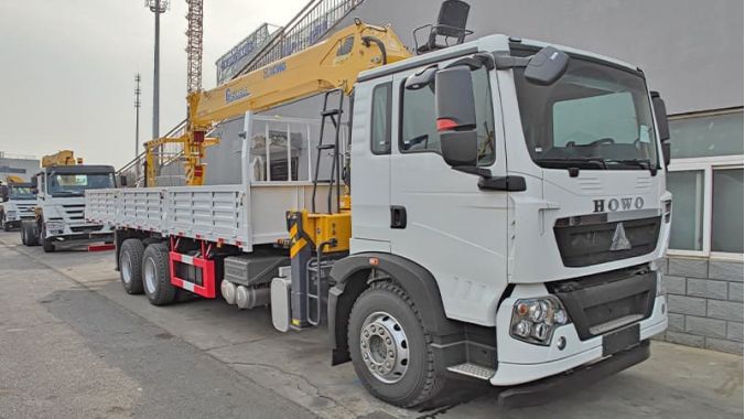 Mounted Crane Truck