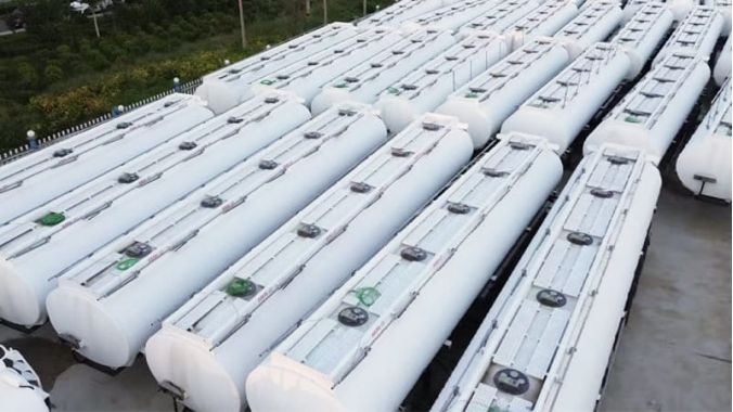 Shipping of Fuel Tanker Trailer