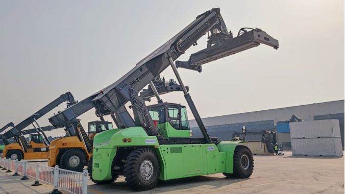 45 Ton Container Reach Stacker